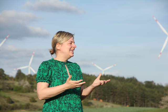 Raus aus der fossilen Kostenfalle – Entlastung schaffen, Abhängigkeiten beenden