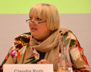 Claudia Roth erklärt die Rolle der G7 beim Klimaschutz