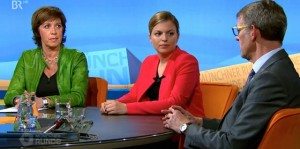 Moderatorin Ursula Heller, Katharina Schulze und Arno Helfrich von der Polizei München (v.l.n.r.)