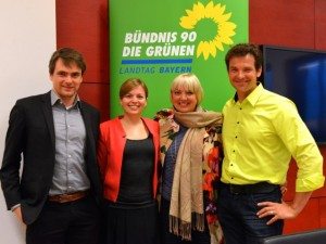 Sönke Kreft. Katharina Schulze. Claudia Roth und Martin Stümpfig diskutierten über Klimaschutz und die Rolle der G7
