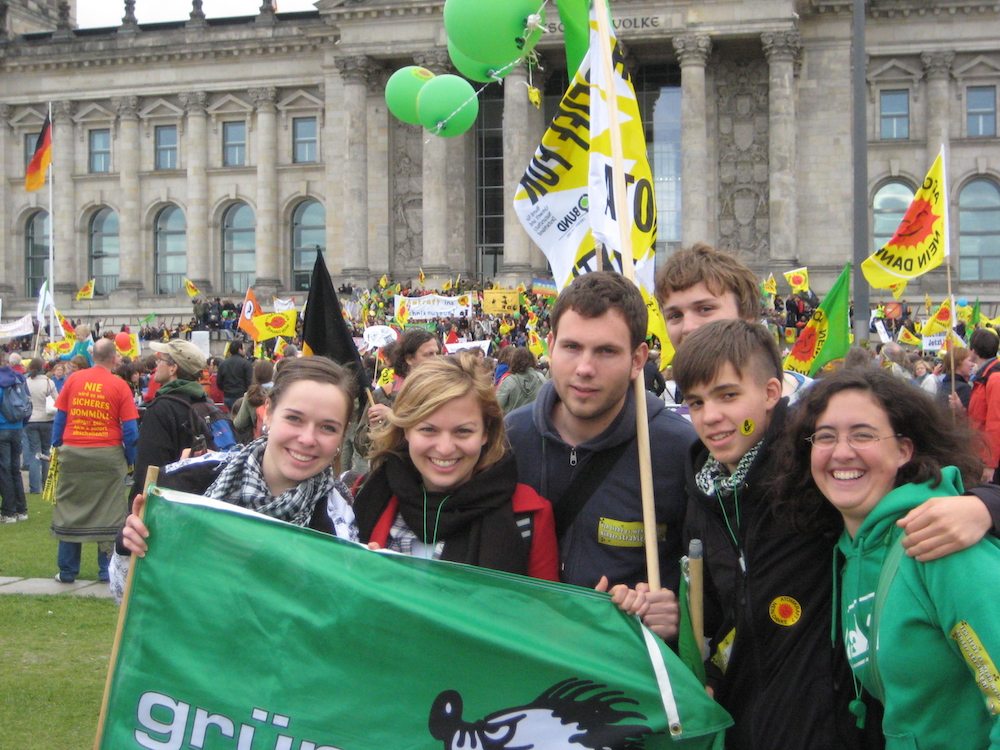 Die Grüne Jugend auf der Großdemo gegen Atomkraft in Berlin