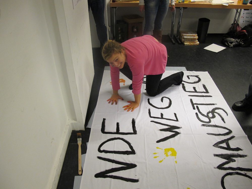 Plakat der Grünen Jugend München: Hände weg vom Atomausstieg!