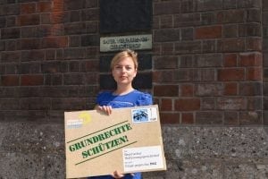 Katharina Schulze reicht die Klage beim Verfassungsgerichtshof ein.